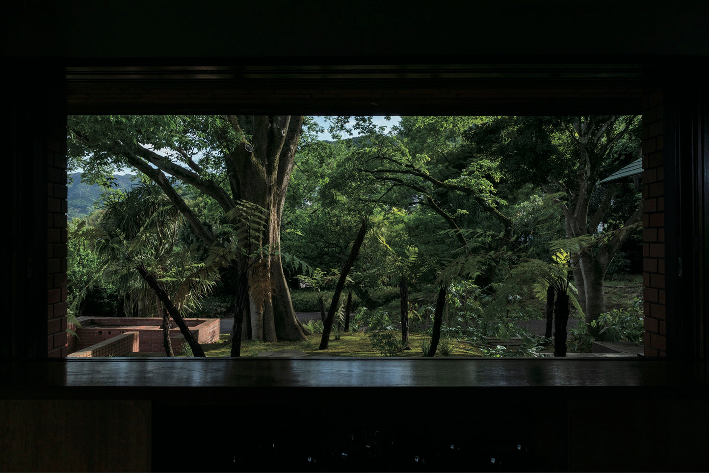 Geoponika: Atami Garden (Black)
