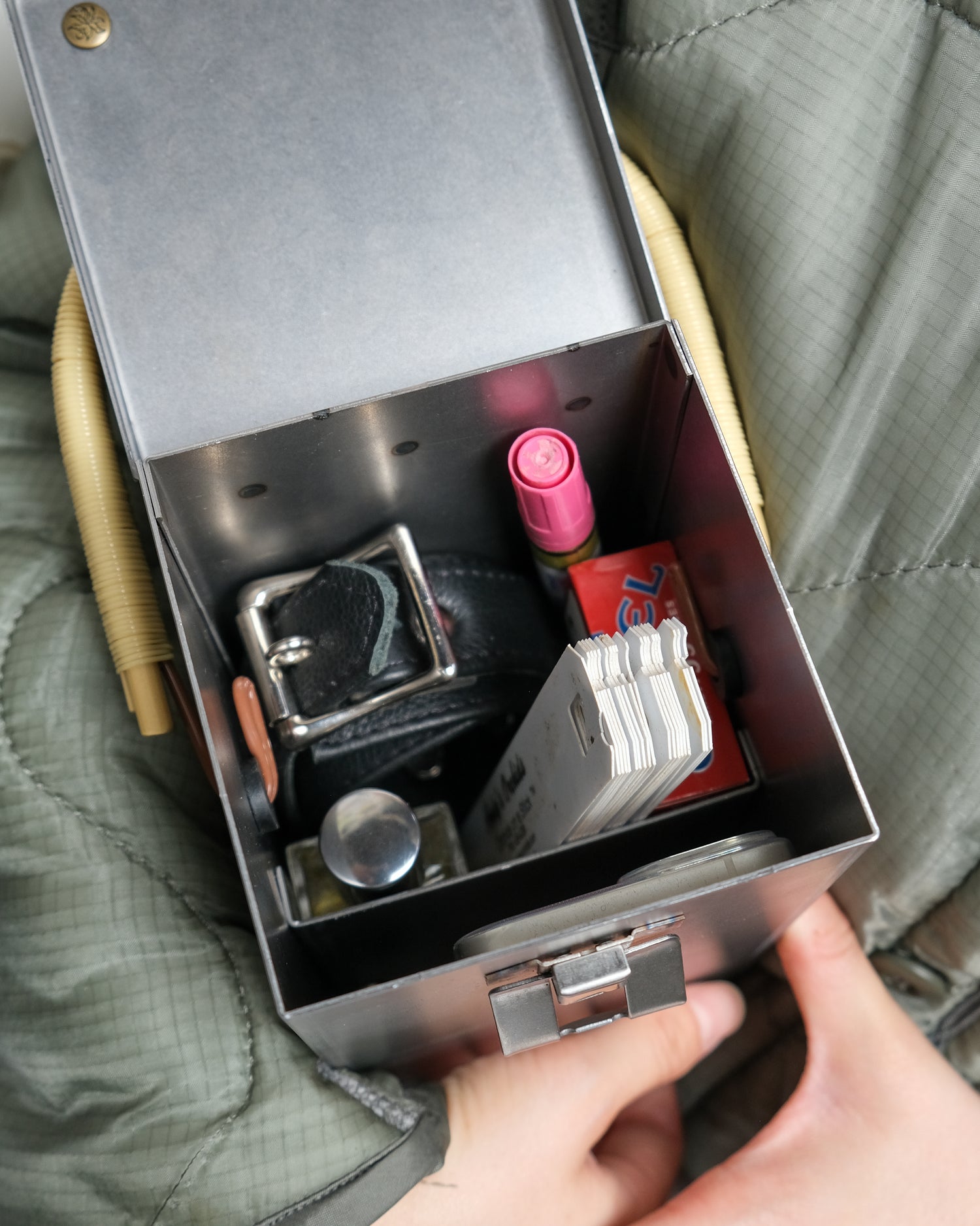 Imbugud's Handbag (Ferric oxide Red)