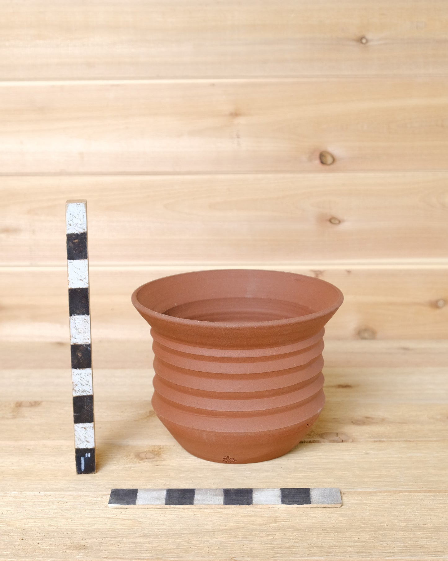 Accordion Pot