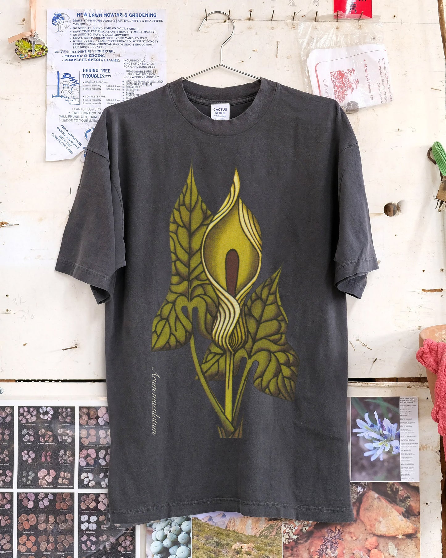 Arum Maculatum T-Shirt