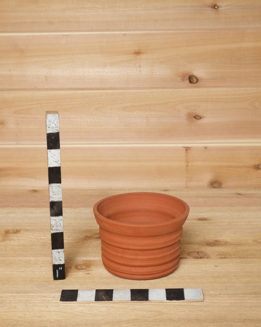 Ribbed Pot