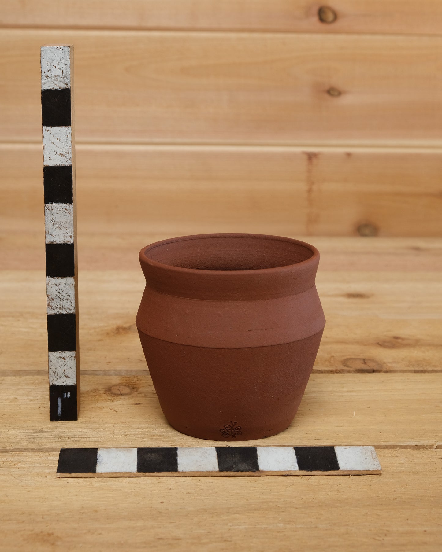 Small Angular Urn