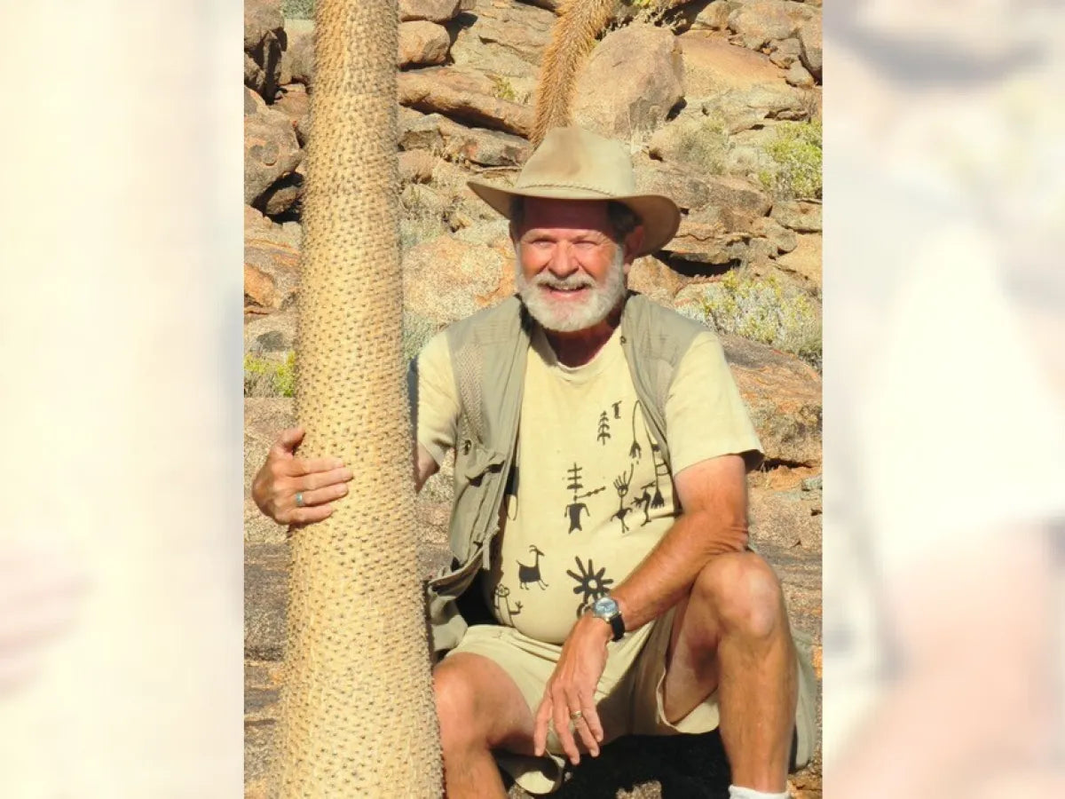 Ariocarpus retusus - Bangkok edition (Black)